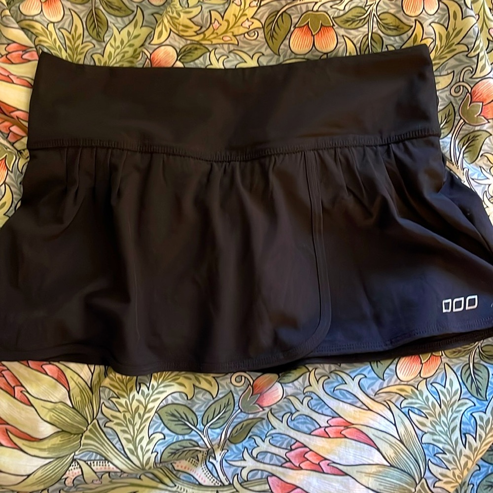 Lorna Jane tennis skirt